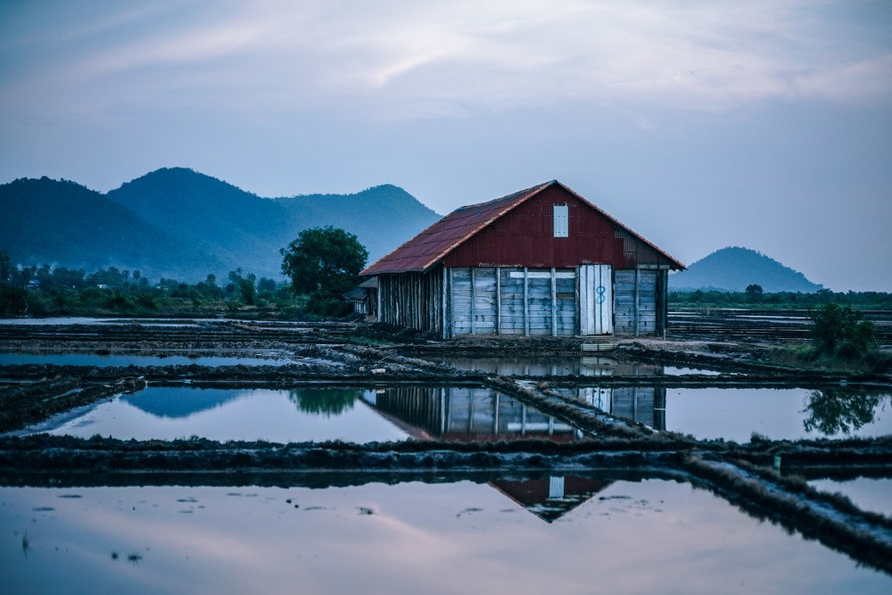 Countryside Adventure Off the Beaten Track
